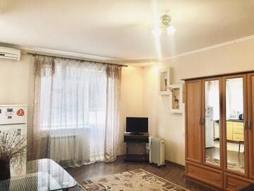 Фотографии Апартаменты 1 bedroom studio in the Luhansk city centre г. Луганск (Украина) №2 Фото Апартаменты 1 bedroom studio in the Luhansk city centre г. Луганск 2