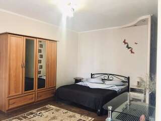 Фото Апартаменты 1 bedroom studio in the Luhansk city centre г. Луганск